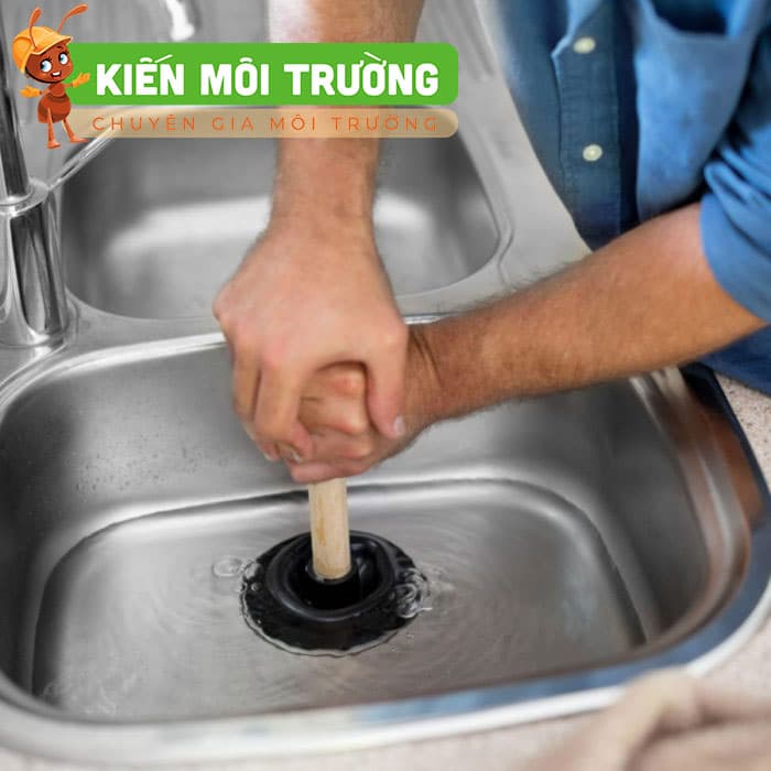 thông tắc chậu rửa bát tại Hoàng Mai