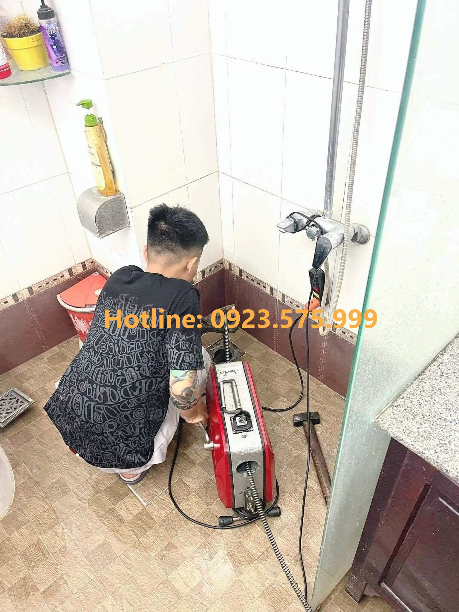 Thông tắc cống tại Hà Nam