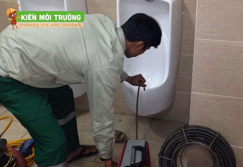 thông tắc bồn cầu tại Thường Tín