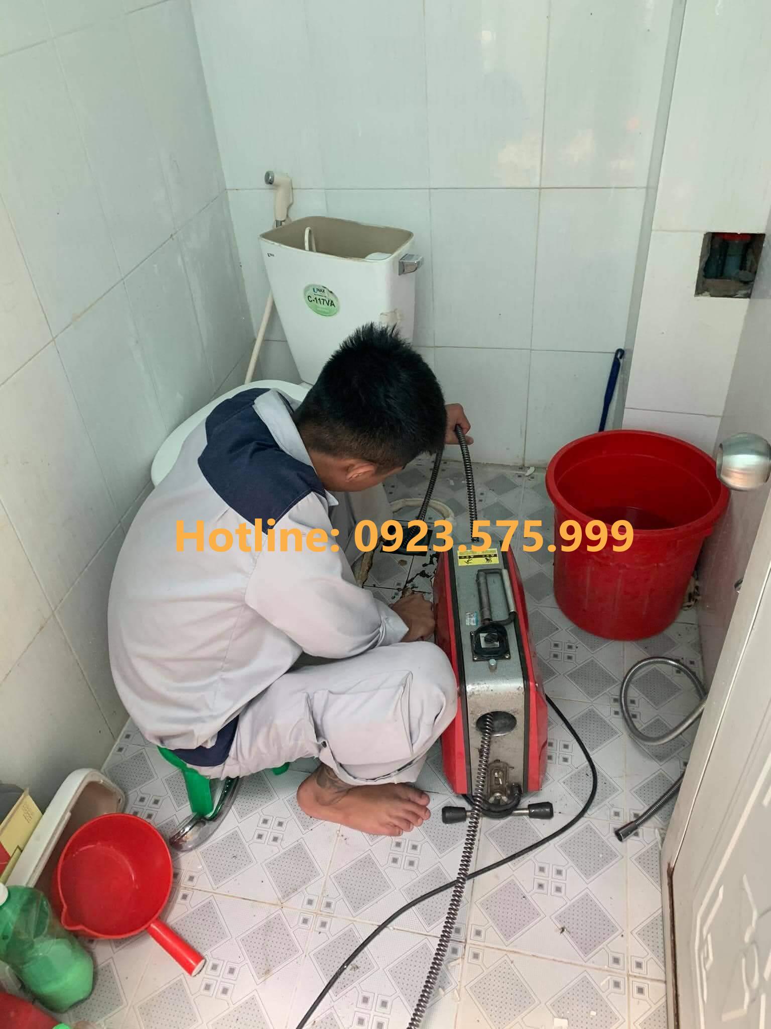 Thông tắc cống tại Hòa Bình