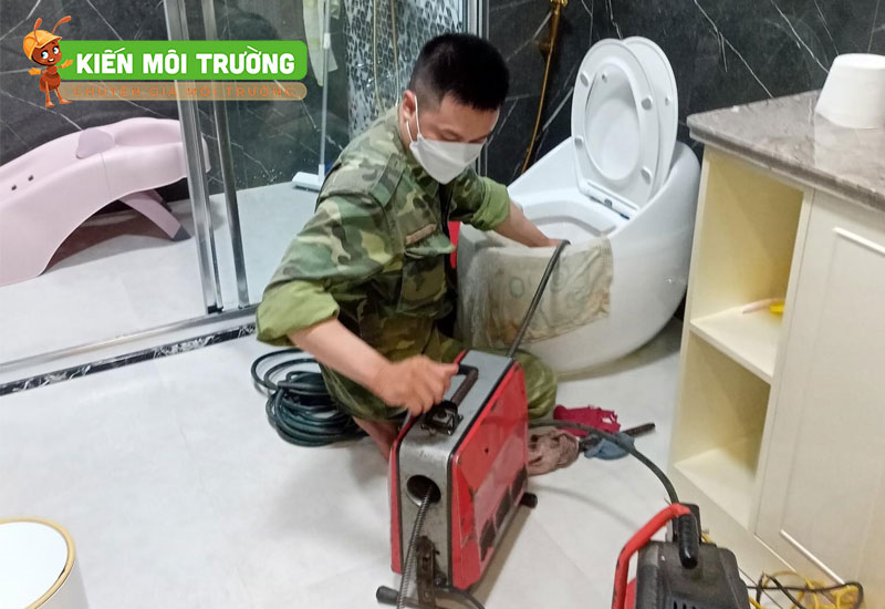 Thông tắc bồn cầu Điện Biên