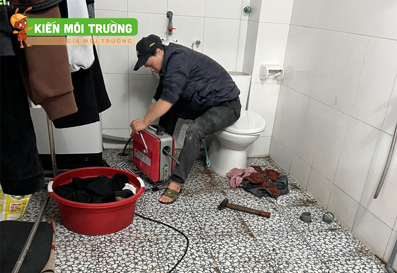 thông tắc bồn cầu tại Cao Bằng