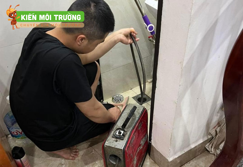 thông tắc cống tại phù cừ