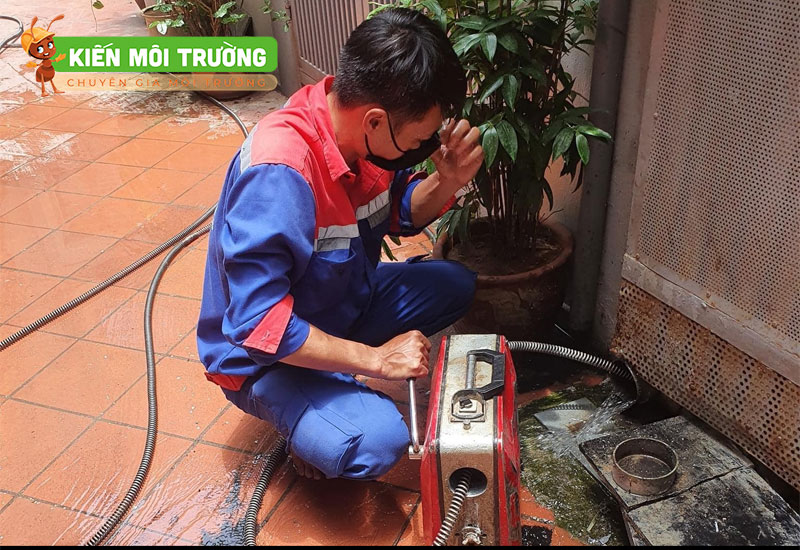 Thông cống nghẹt huyện Bình Chánh