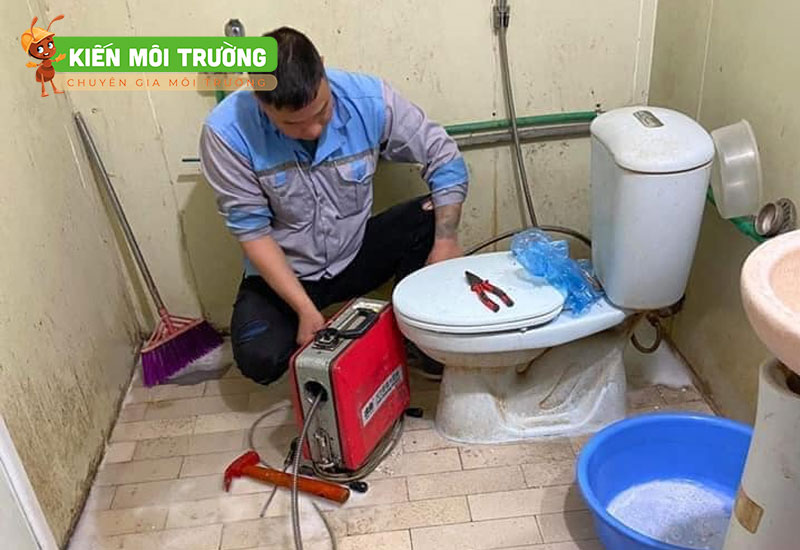 thông bồn cầu quận 1