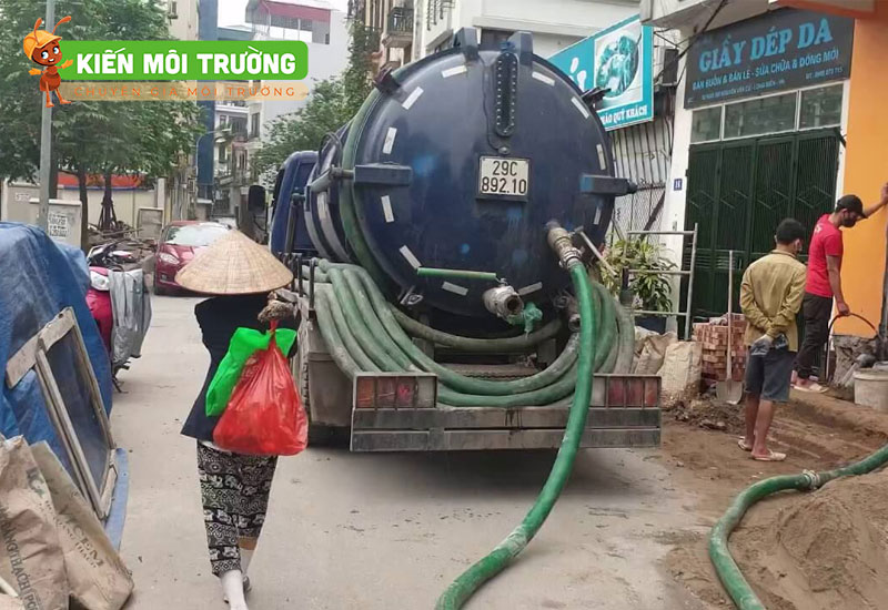 hút bể phốt tại thạch thất