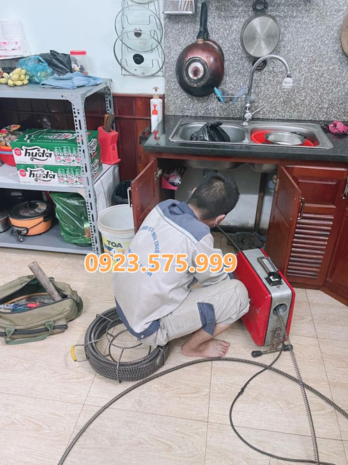 Thông tắc cống tại Ba Vì