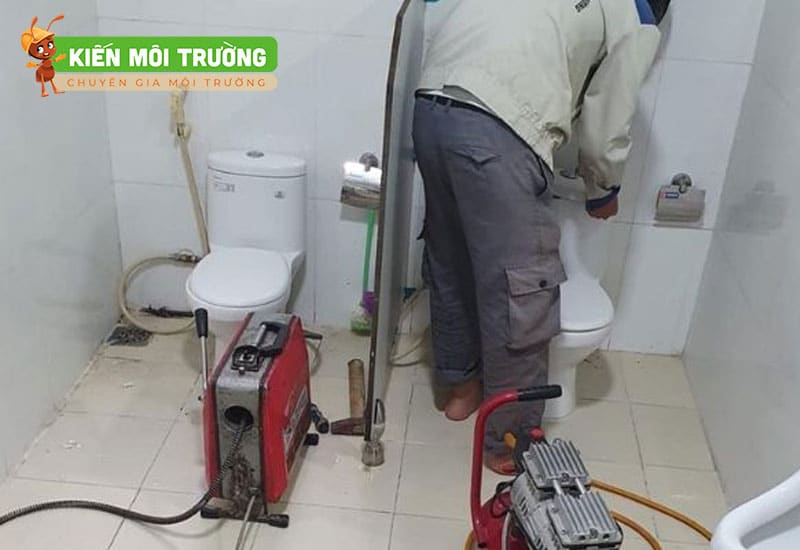 Thông tắc bồn cầu tại Sơn Tây