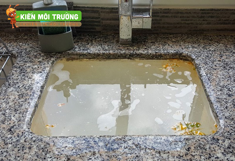 cách thông bồn rửa bát bằng muối