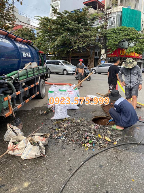 Hút bể phốt tại Hạ Hòa
