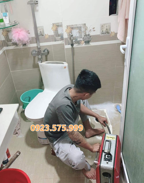 thông tắc cống tại Bạch Mai