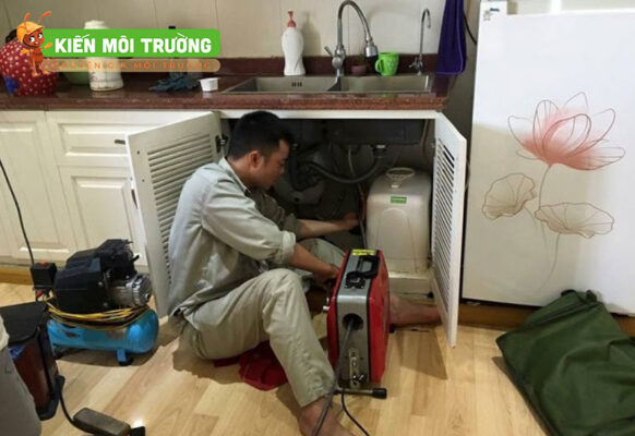Thông tắc cống tại Dịch Vọng