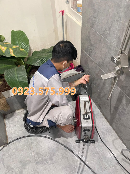 Thông tắc cống tại Đội Cấnv