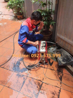 Thông tắc cống tại Lục Nam