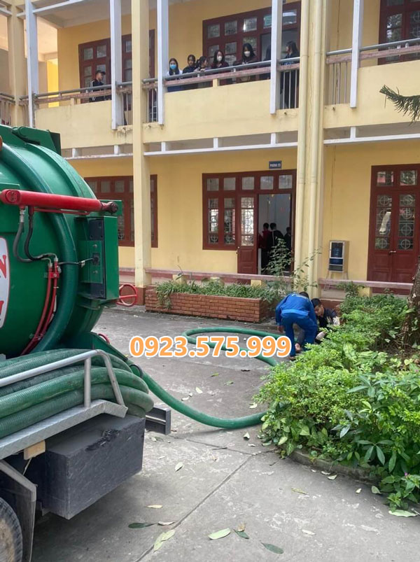 Hút hầm cầu cho trường học tại quận Bình Tân