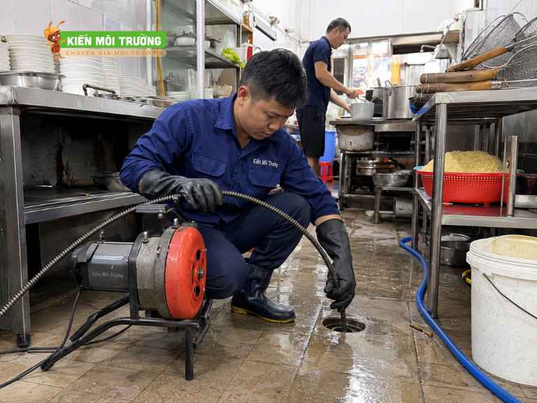 Case Study: Thông Cống Nghẹt Quận 5 Cho Tiệm Mì Trên Đường Hải Thượng Lãn Ông