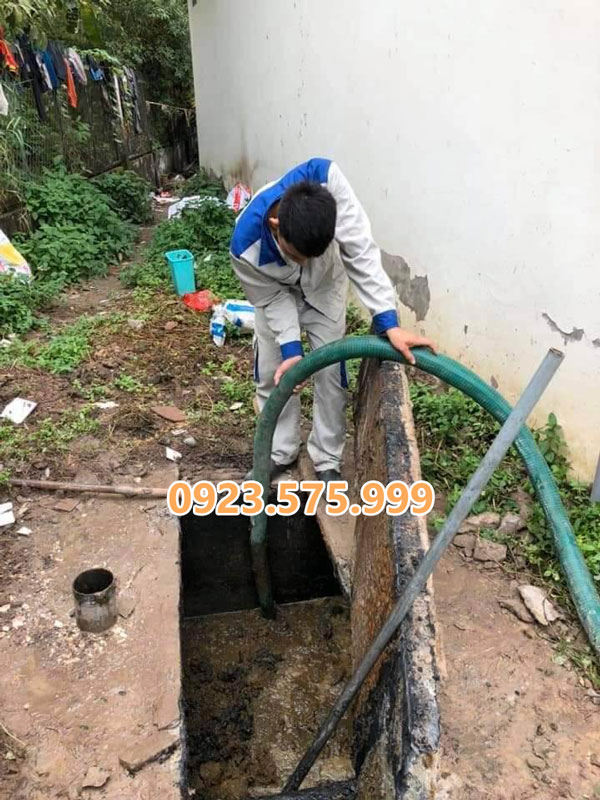 Hút hầm cầu huyện Hóc Môn