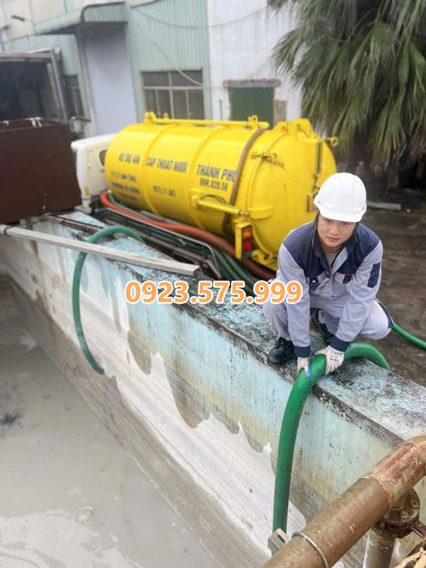 Hút hầm cầu huyện Hóc Môn