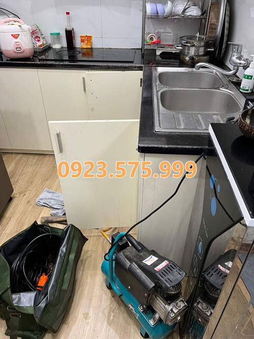 thông cống nghẹt quận 10